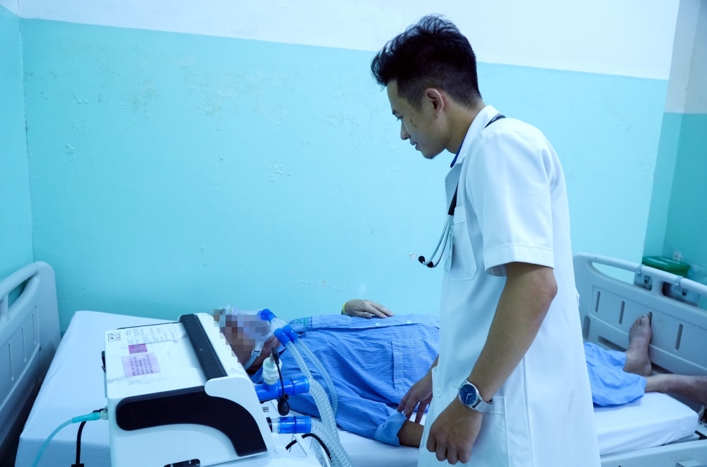 giai thoat canh ngu ngoi suot 7 thang cho cu ong 70 tuoi hinh anh 1