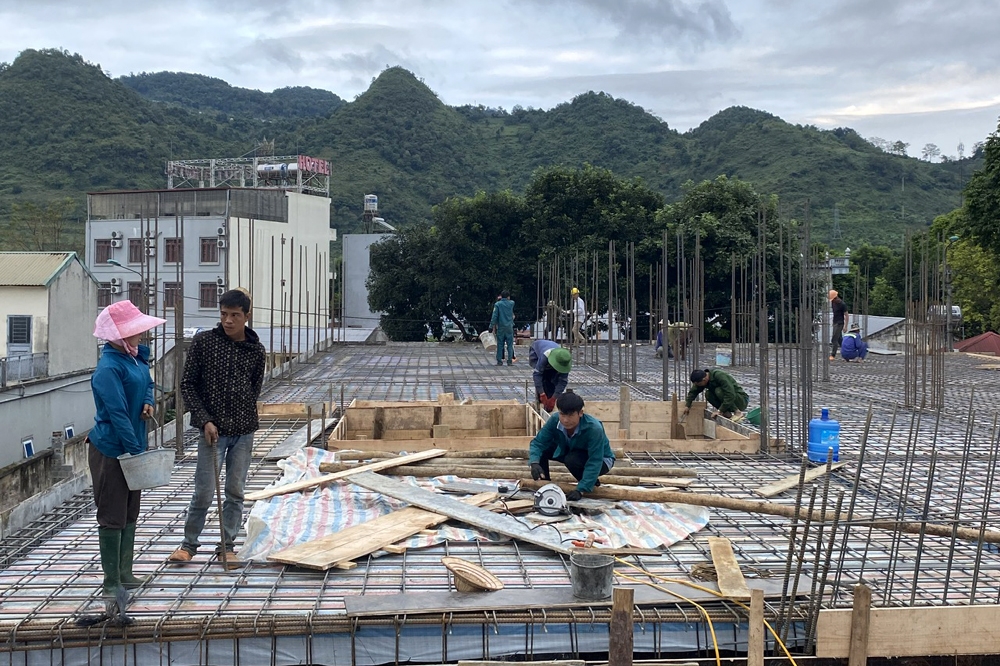 Lai Châu "chạy đua" giải ngân vốn đâu tư công