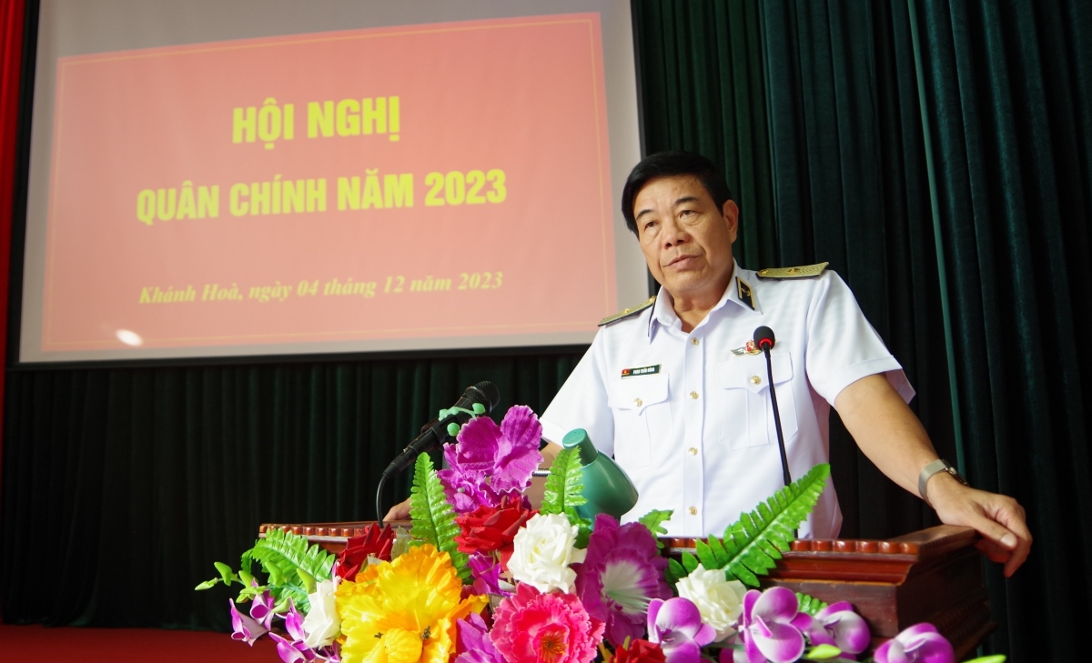 Trung đoàn Tàu ngầm 196 nâng cao khả năng sẵn sàng chiến đấu