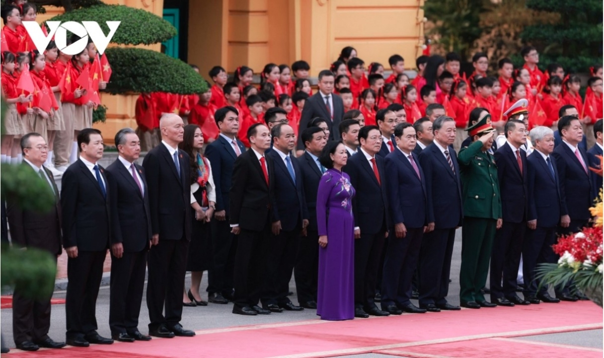 vietnamese party chief hosts welcome ceremony for top chinese leader picture 7