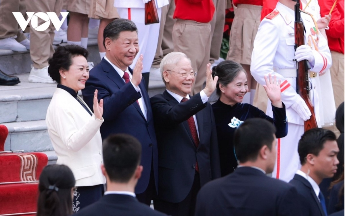vietnamese party chief hosts welcome ceremony for top chinese leader picture 9