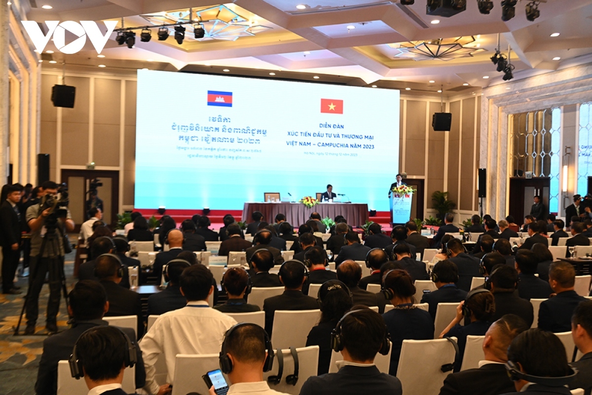 vietnamese and cambodian businesses told to strengthen connectivity picture 1