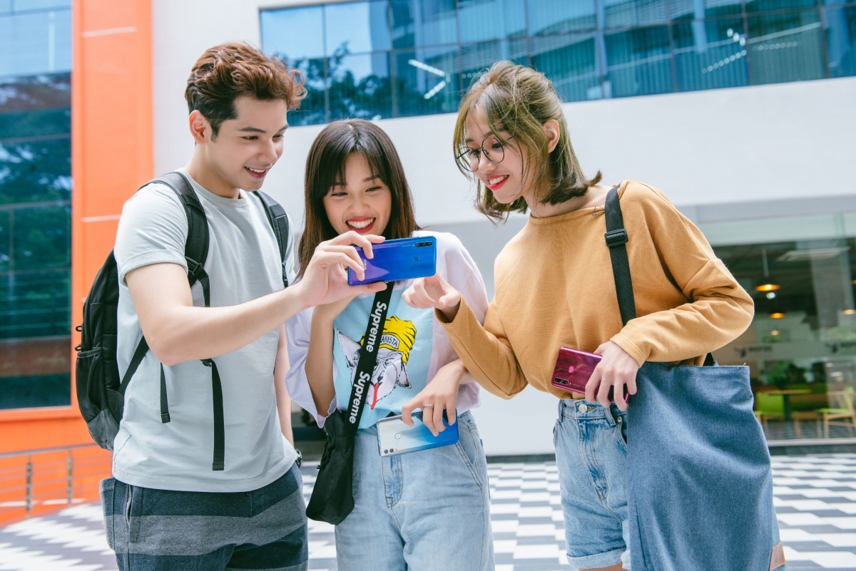 Vun đắp lối sống, văn hóa ứng xử cho giới trẻ trong thời đại số