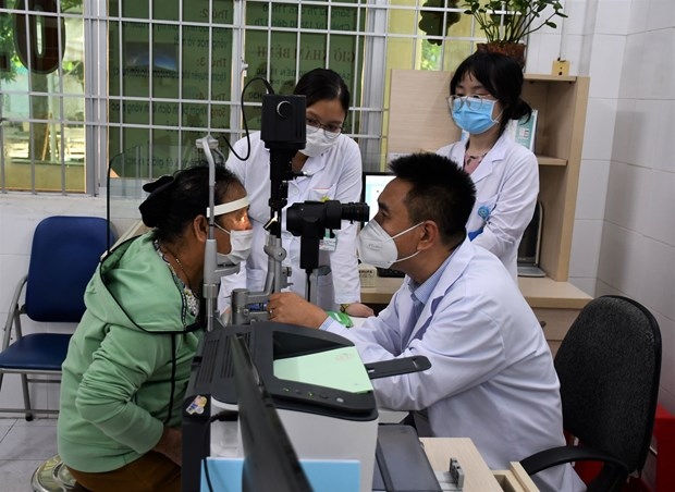 australian fund helps ba ria vung tau improve quality of refraction service picture 1