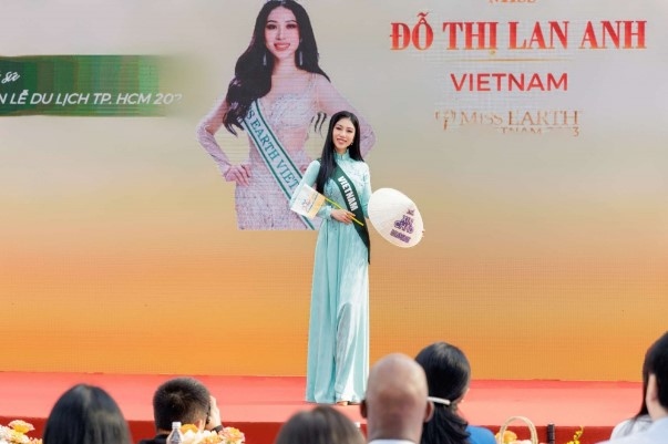 miss earth 2023 finalists graceful in vietnamese ao dai picture 8