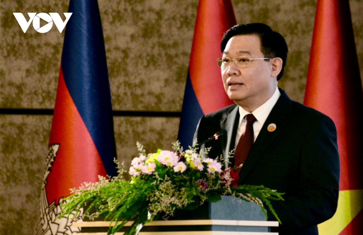 vietnam puts forwards cooperation initiatives at first clv parliamentary summit picture 1