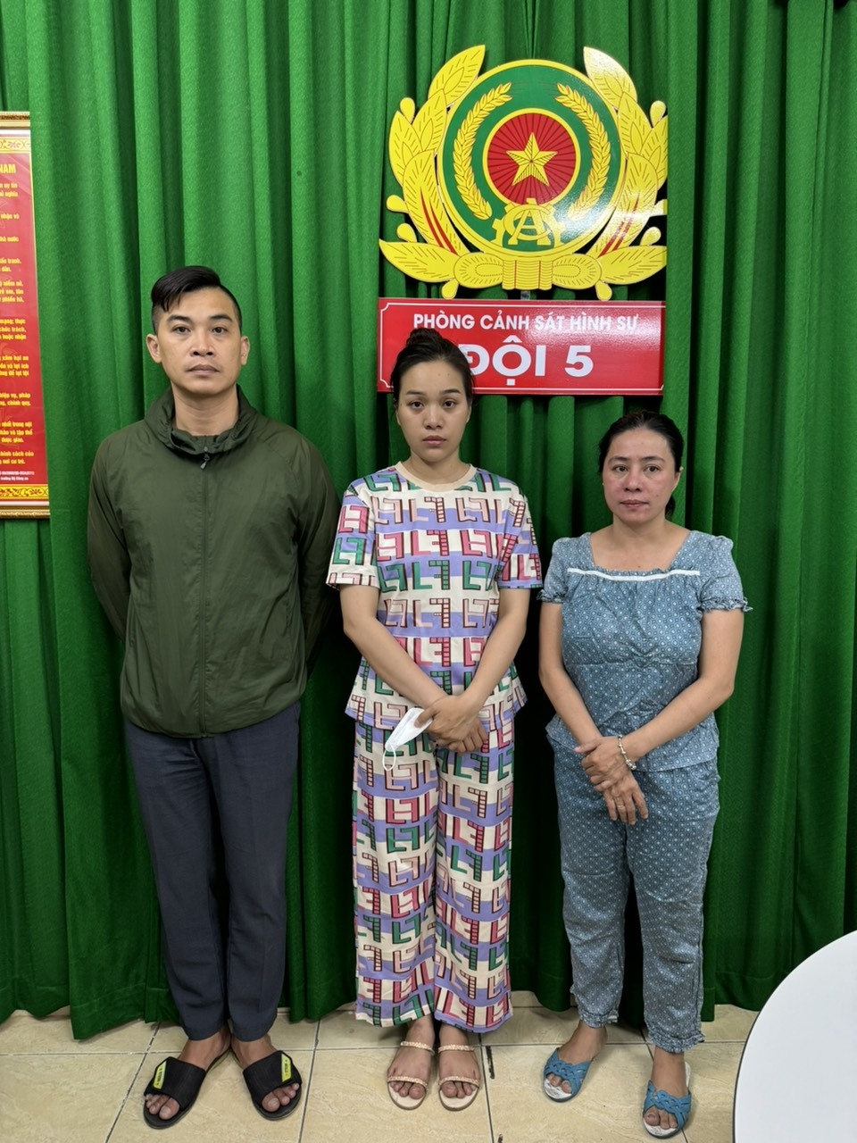 Cơ trưởng một hãng hàng không điều hành đường dây mại dâm tại TP.HCM