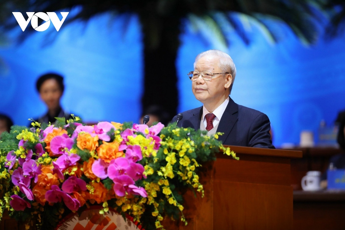 party chief urges long-term social welfare policy for workers picture 1
