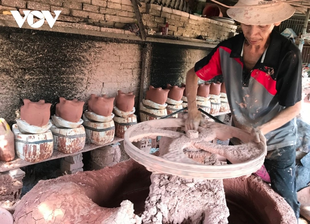 pottery village gearing up for lunar new year festival picture 1