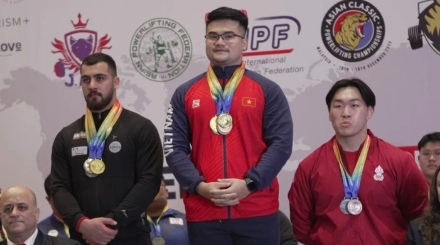 vietnam wins first gold at asian classic powerlifting championships picture 1