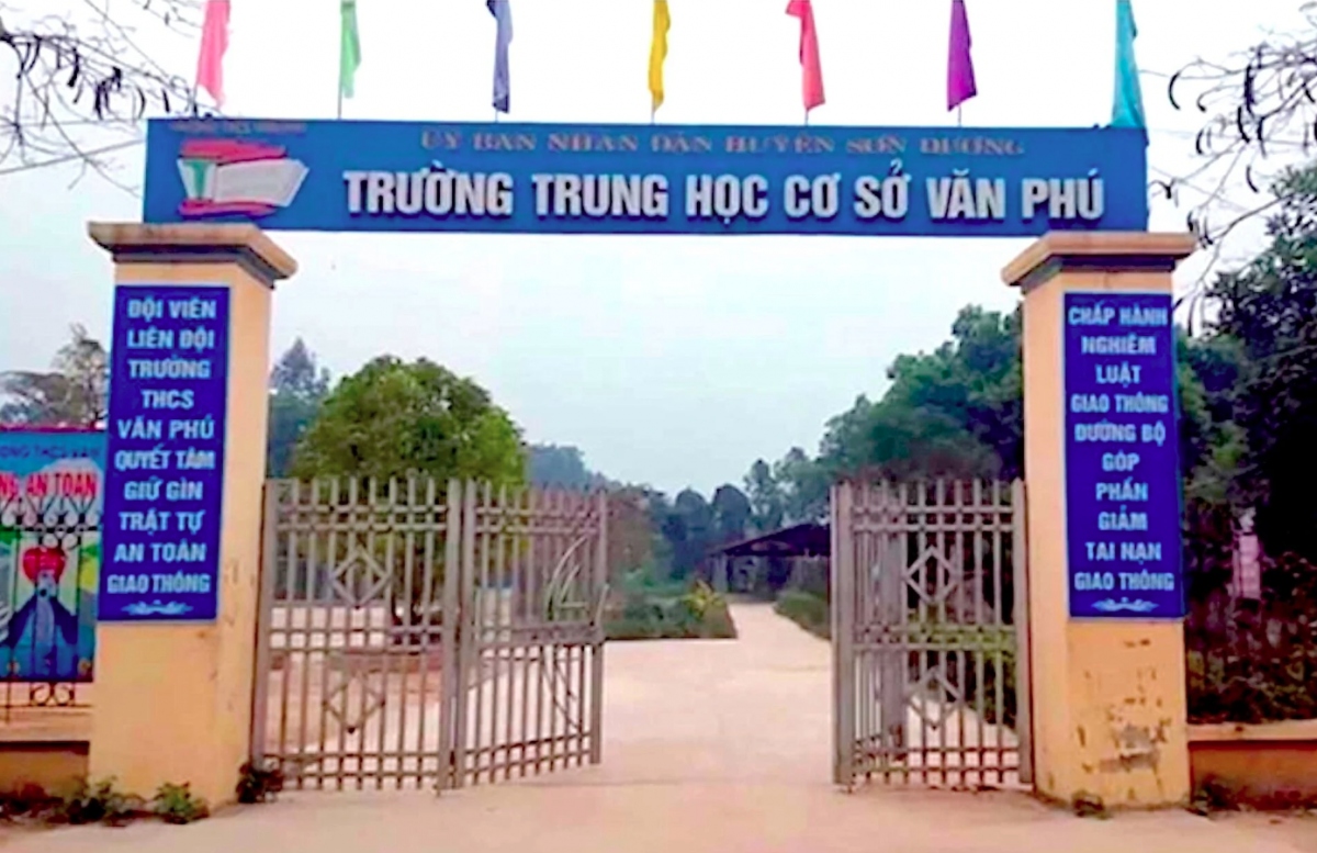 co giao phan anh nhieu lan bi tro xuc pham, truong mac ke hieu truong len tieng hinh anh 1