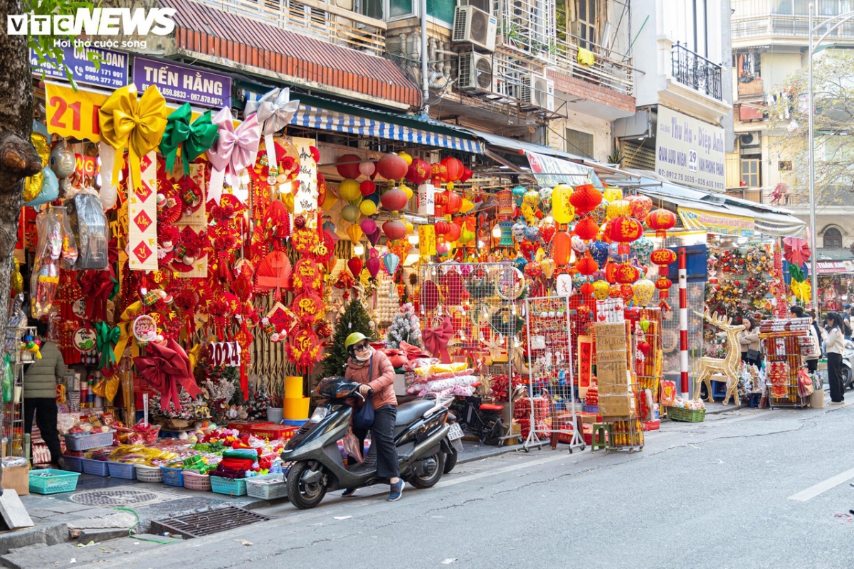 chua qua giang sinh, do trang hoang tet da duoc bay ban hinh anh 13