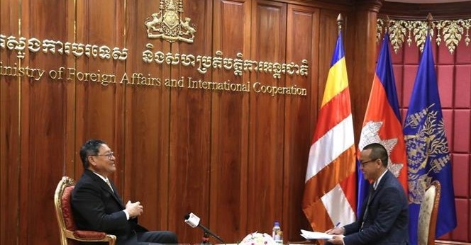 cambodian pm s visit to reinforce time-honoured friendship with vietnam picture 1