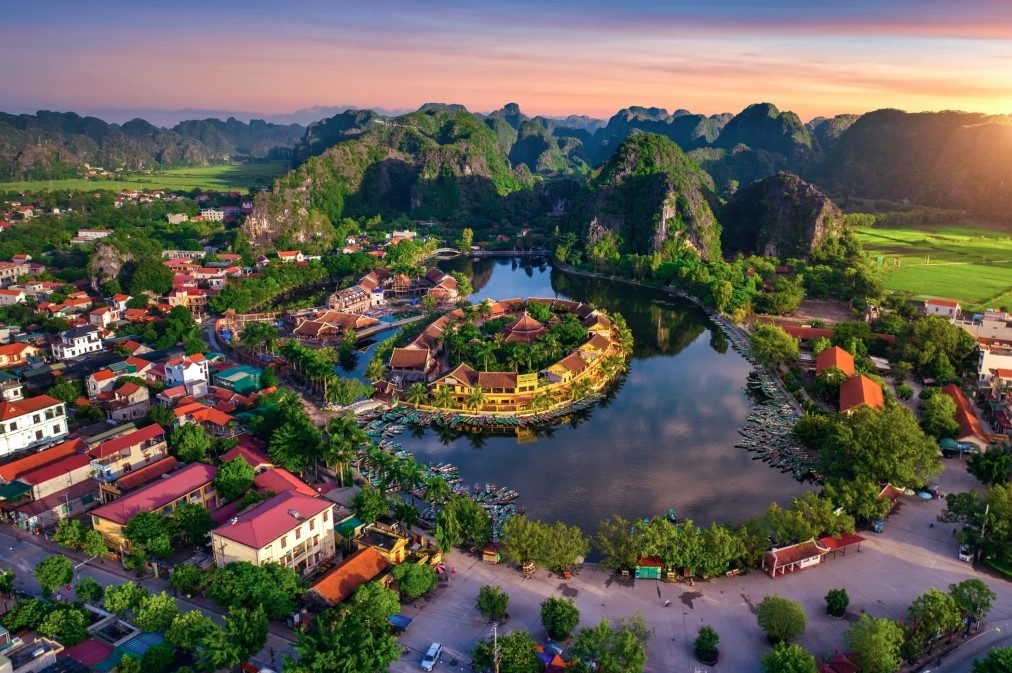 vietnam among five ideal destinations for new year celebrations picture 1