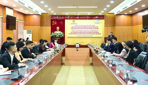 vietnam, rok extend duration of youth exchange cooperation pact picture 1
