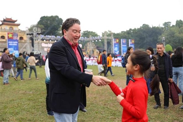 vietnam-us friendship festival held in hanoi picture 1