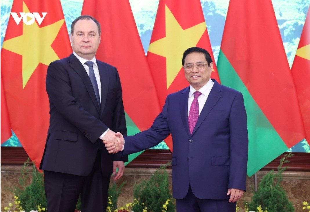 pm chinh hosts welcome ceremony for belarusian counterpart picture 6