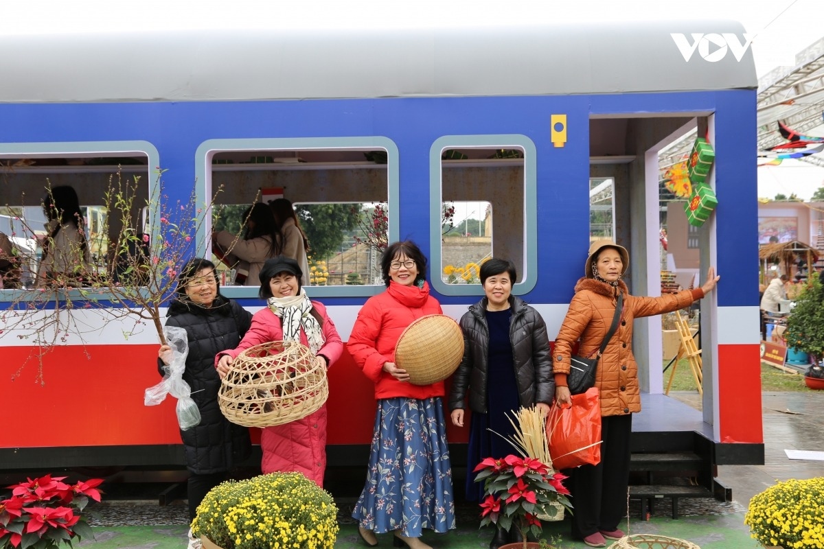  happy tet vui tet tai hoang thanh thang long hinh anh 10