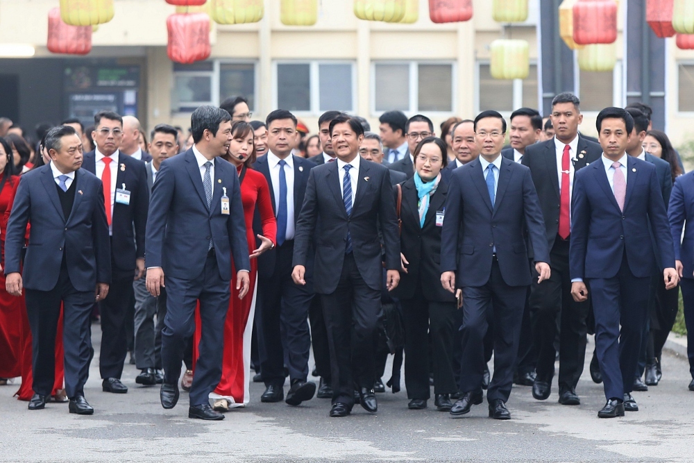 vietnamese and philippine presidents tour thang long imperial citadel picture 2