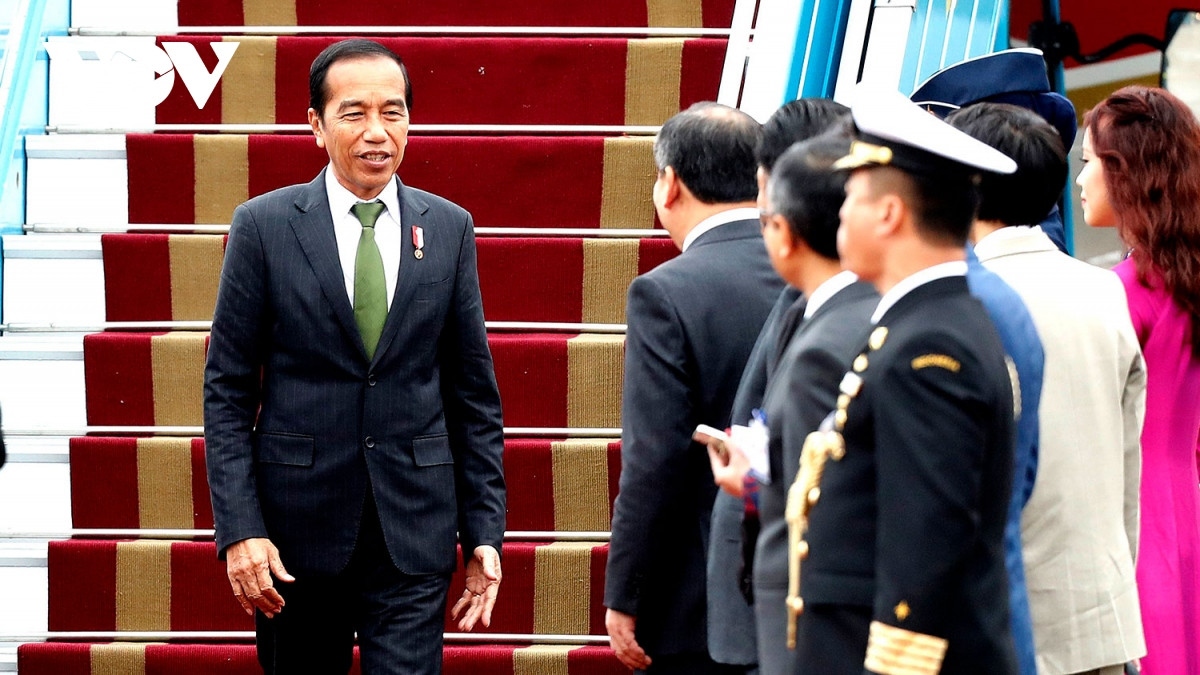 indonesian president widodo impressed with vietnam s development gains picture 1