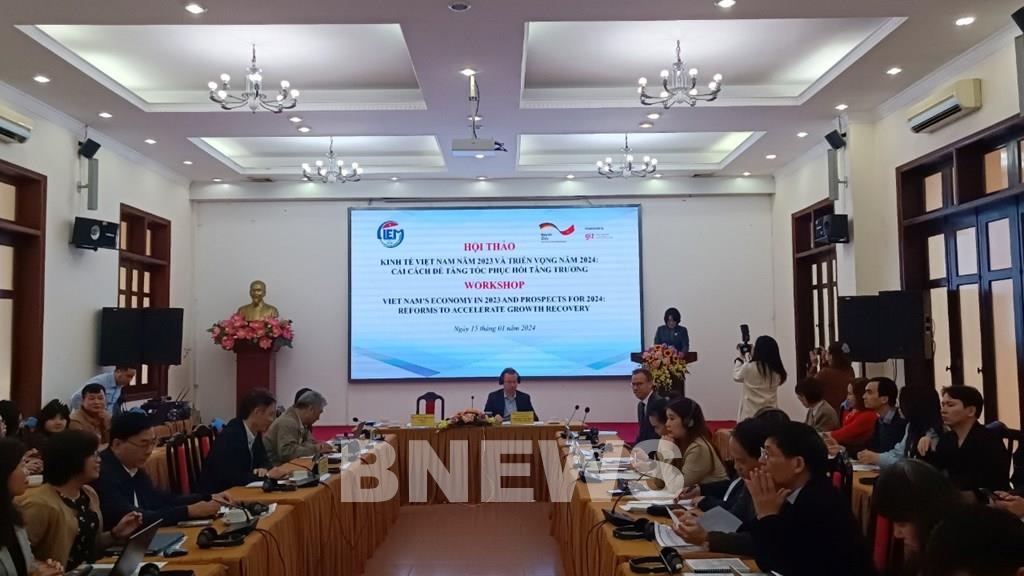 ciem forecasts 6.13 - 6.48 gdp growth for vietnam in 2024 picture 1