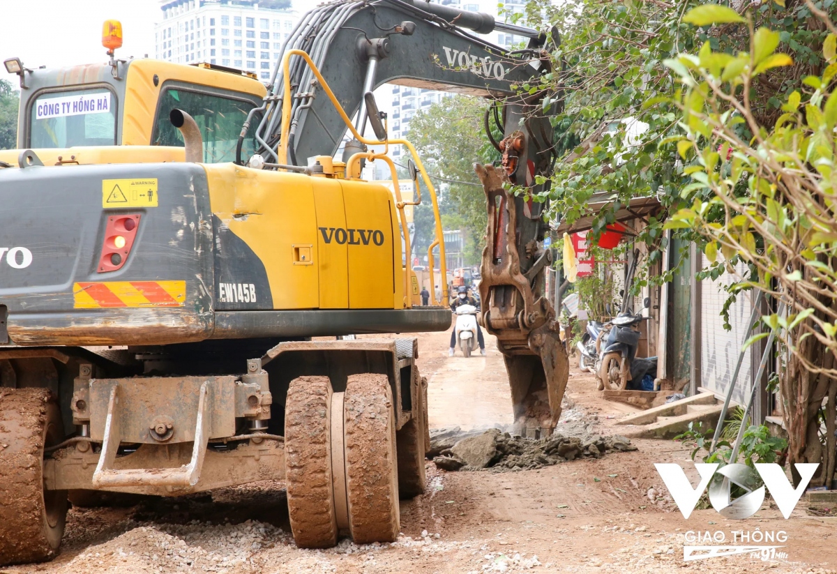 du an mo rong duong Au co - nghi tam i ach nguoi ban hoa tet lo that thu hinh anh 2