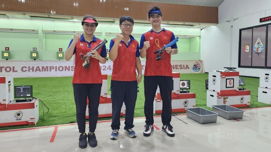 local athletes win gold at asian rifle pistol championship picture 1