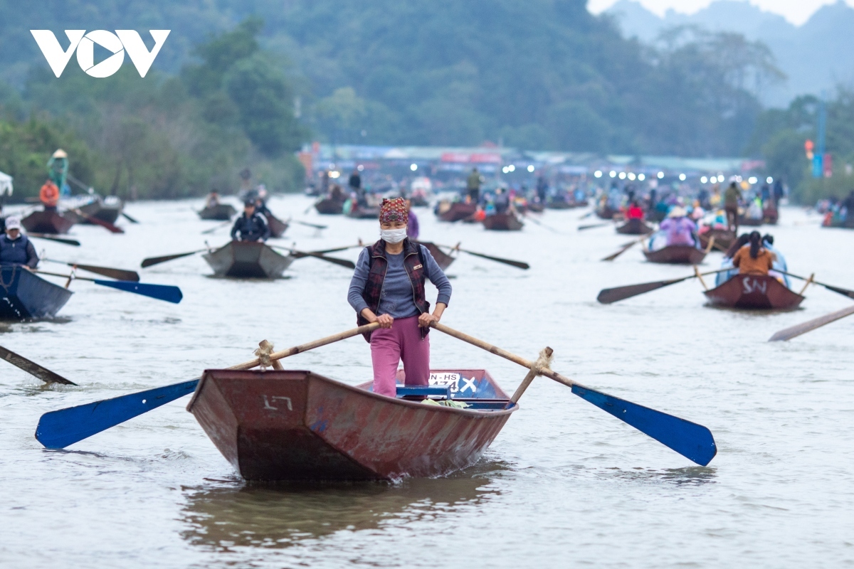 thu tuong chi dao dam bao cac hoat dong tin nguong dip tet va le hoi xuan 2024 hinh anh 3