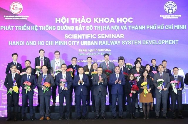 Seminar seeks to develop metro routes in Hanoi, Ho Chi Minh City