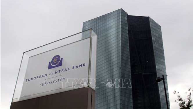 ECB có thể cắt giảm lãi suất vào mùa Hè 2024