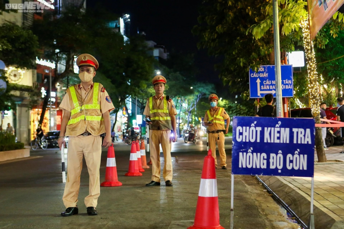 Bộ GTVT lên tiếng về kiến nghị sửa đổi quy định giới hạn nồng độ cồn khi lái xe