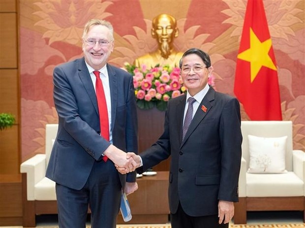 vietnam seeks stronger cooperation with eu legislator picture 1