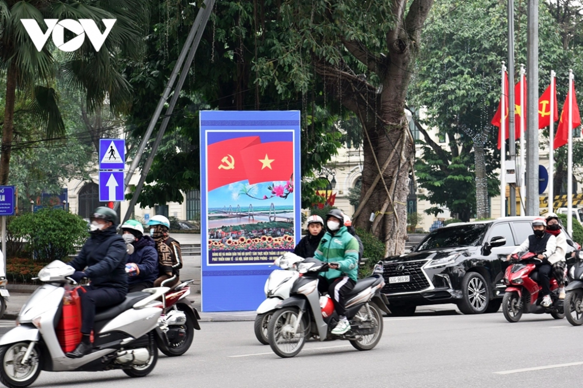 colourful decorations spring up across hanoi to ring in lunar new year picture 5