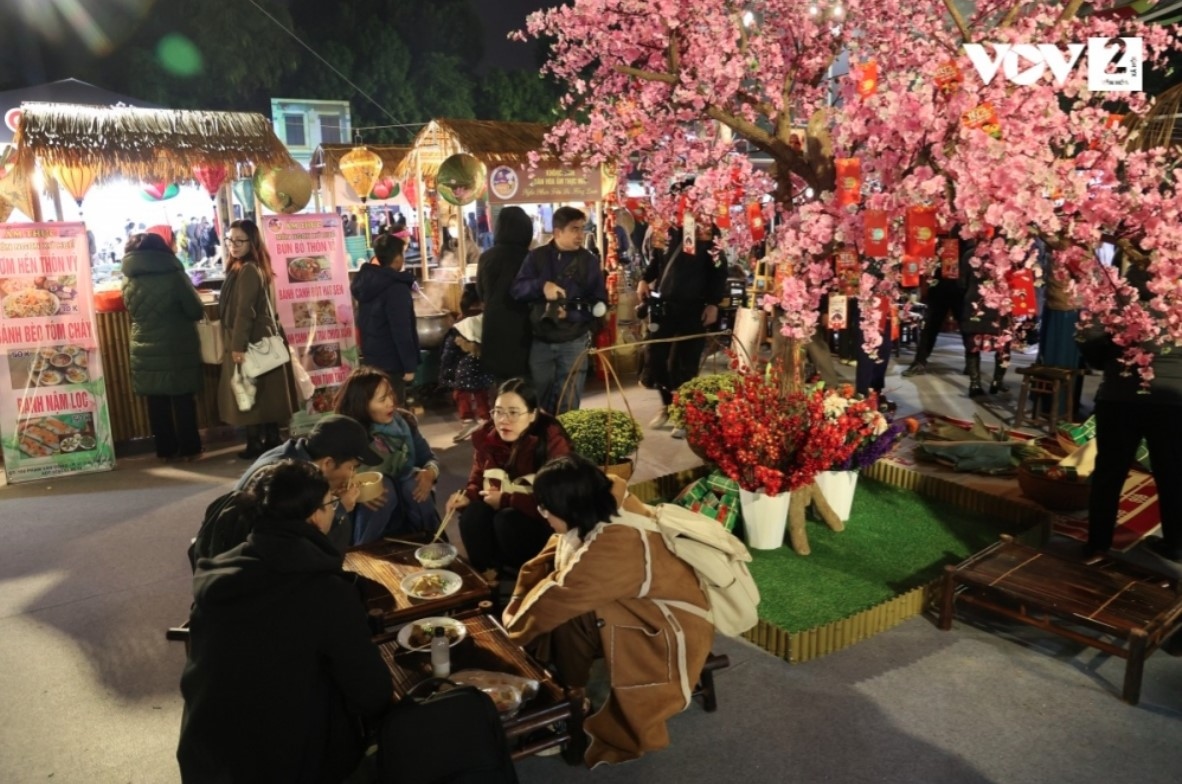 traditional tet activities recreated at thang long imperial citadel picture 6 traditional tet activities recreated at thang long imperial citadel picture 6