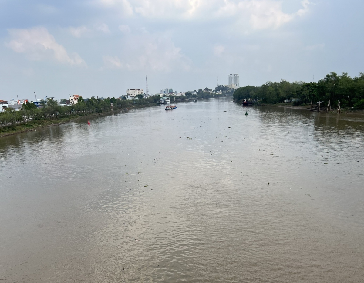 tuoc danh hieu cand doi voi trung uy hinh su giet nguoi tinh phi tang xac hinh anh 2