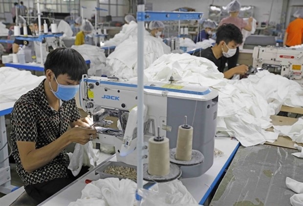 vietnamese industries eye ambitious export goals in 2024 picture 1