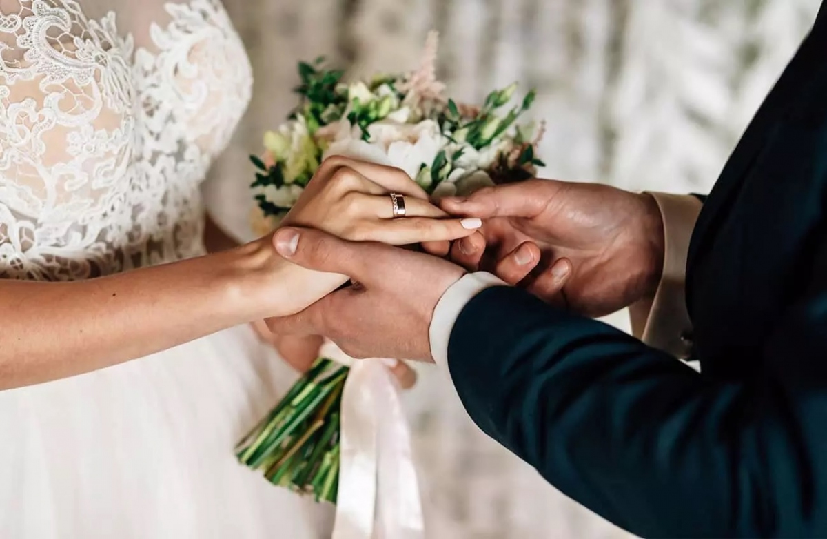 tôi có nên rổ rá cạp lại với bạn thân của chồng cũ hình ảnh 1 toi co nen ro ra cap lai voi ban than cua chong cu hinh anh 1