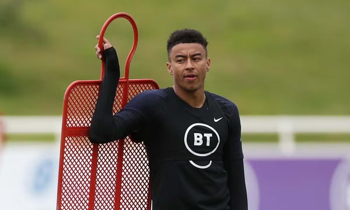 Chuyển nhượng 16/1: Arsenal nhận tin buồn, Lingard sắp thoát cảnh thất nghiệp