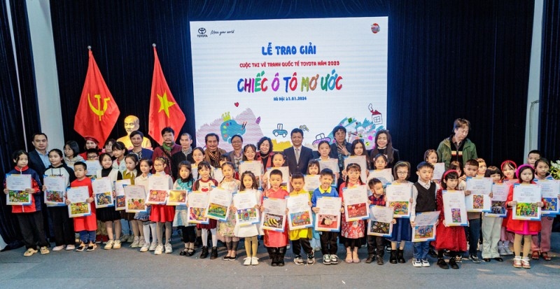 nine paintings of vietnamese children to vie for international contest in japan picture 1