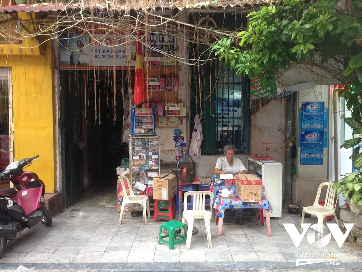 nhung quan tra da trieu do binh di noi pho co hinh anh 1