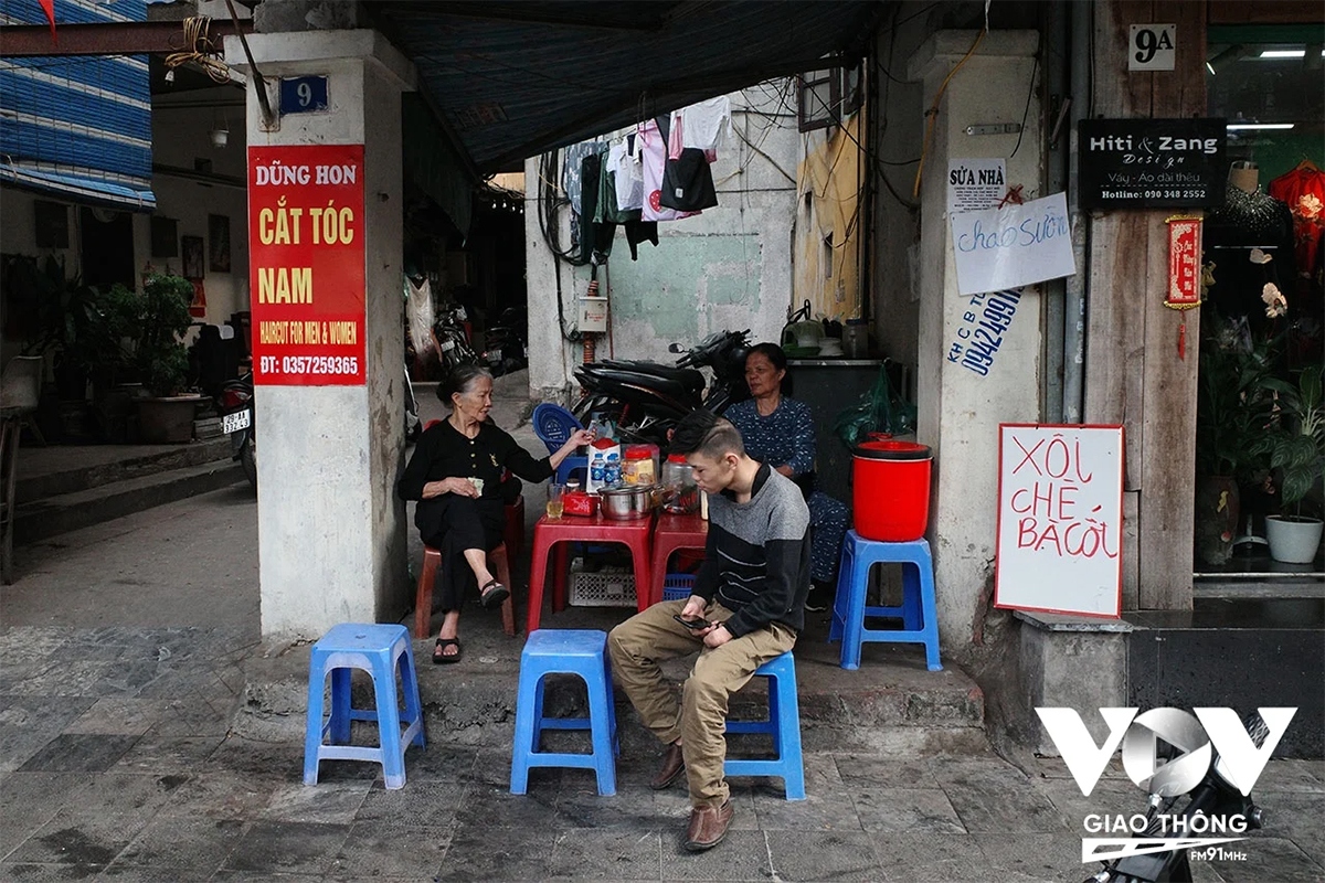 nhung quan tra da trieu do binh di noi pho co hinh anh 10