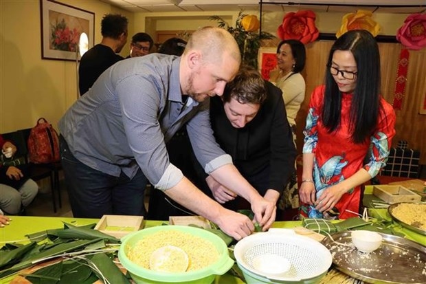 ovs, friends in belgium delighted with vietnamese tet experiences picture 1