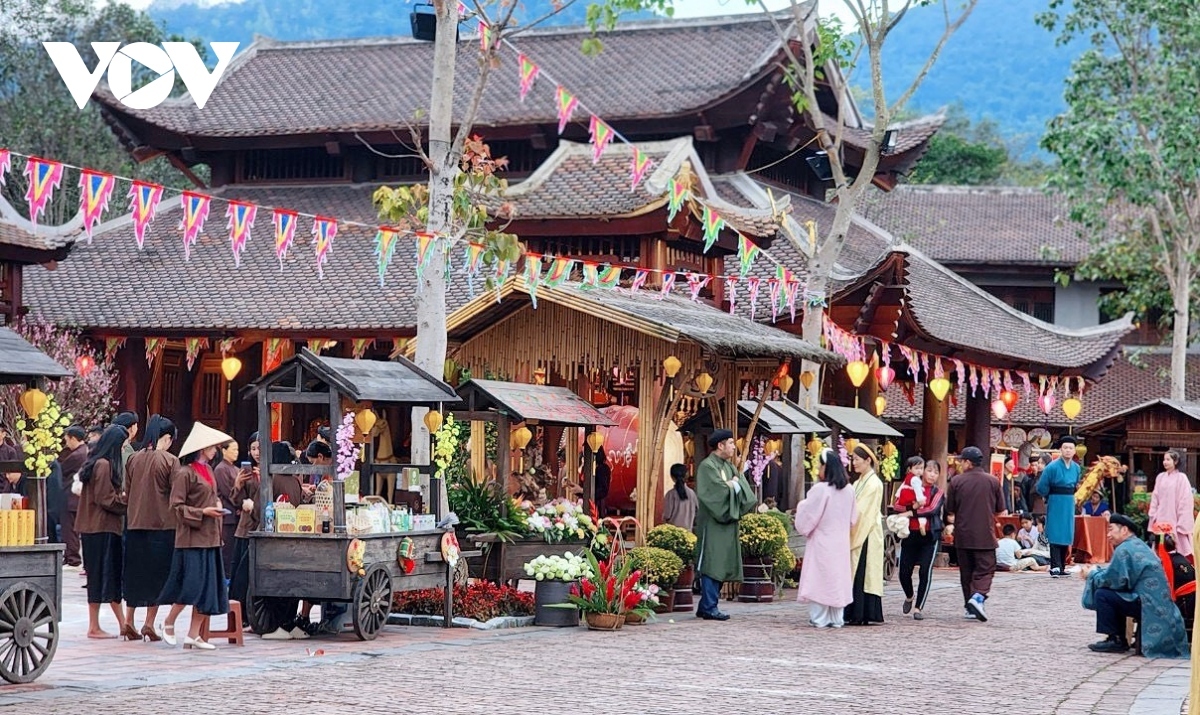 traditional tet rituals launched at foot of yen tu mountain picture 1