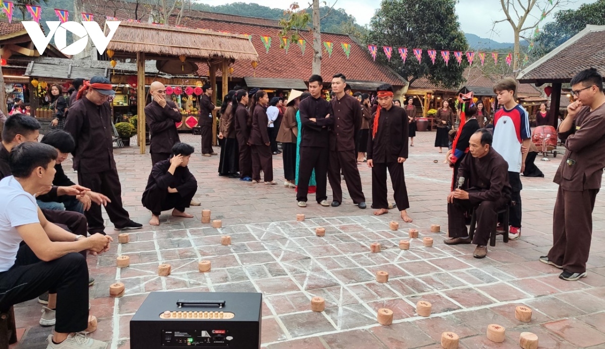 traditional tet rituals launched at foot of yen tu mountain picture 5