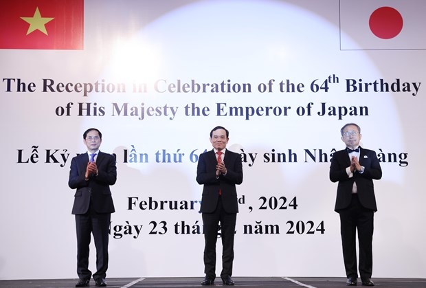 64th birthday of japanese emperor marked in hanoi picture 1