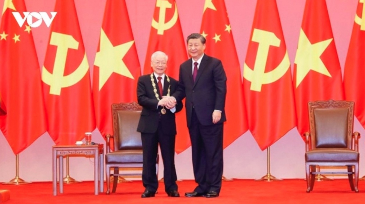 leaders of vietnam and china exchange lunar new year greetings picture 1