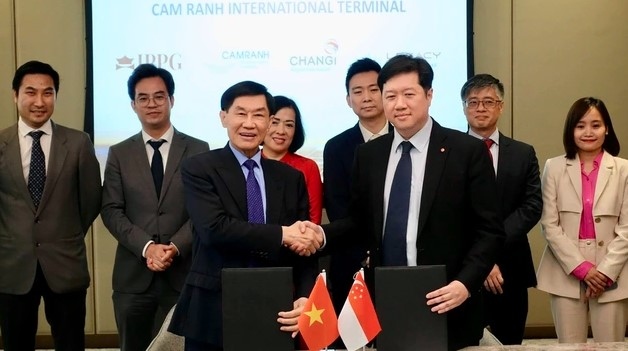 cam ranh and changi airports team up to deploy automatic check-in services picture 1