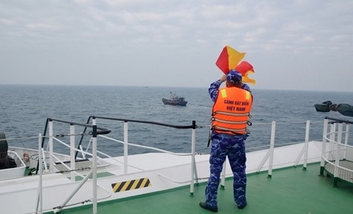 vietnamese, chinese coast guard forces joint patrol picture 1