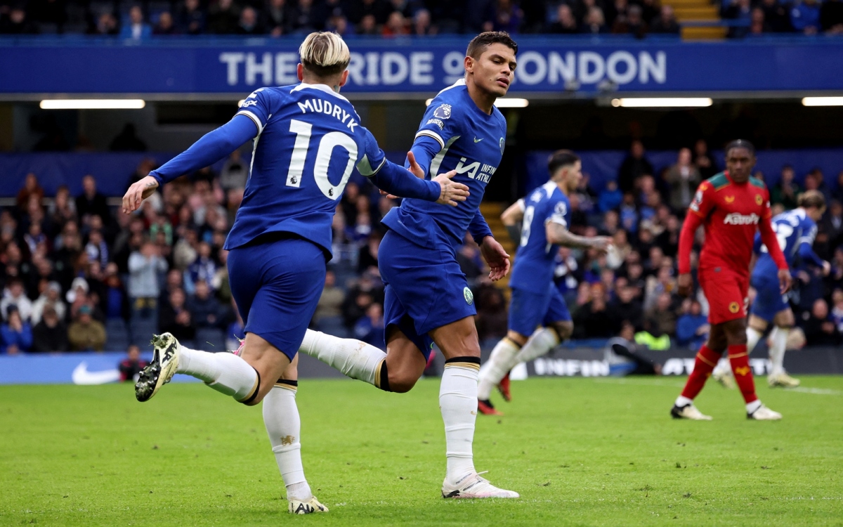 cunha lập hat-trick, wolves đẩy chelsea xuống nửa sau bxh ngoại hạng anh hình ảnh 11 cunha lap hat-trick, wolves day chelsea xuong nua sau bxh ngoai hang anh hinh anh 11