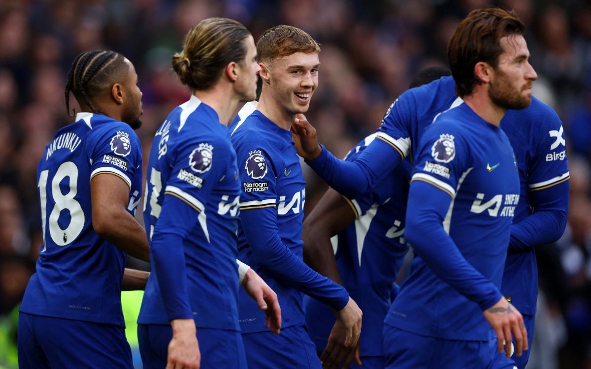 cunha lập hat-trick, wolves đẩy chelsea xuống nửa sau bxh ngoại hạng anh hình ảnh 1 cunha lap hat-trick, wolves day chelsea xuong nua sau bxh ngoai hang anh hinh anh 1